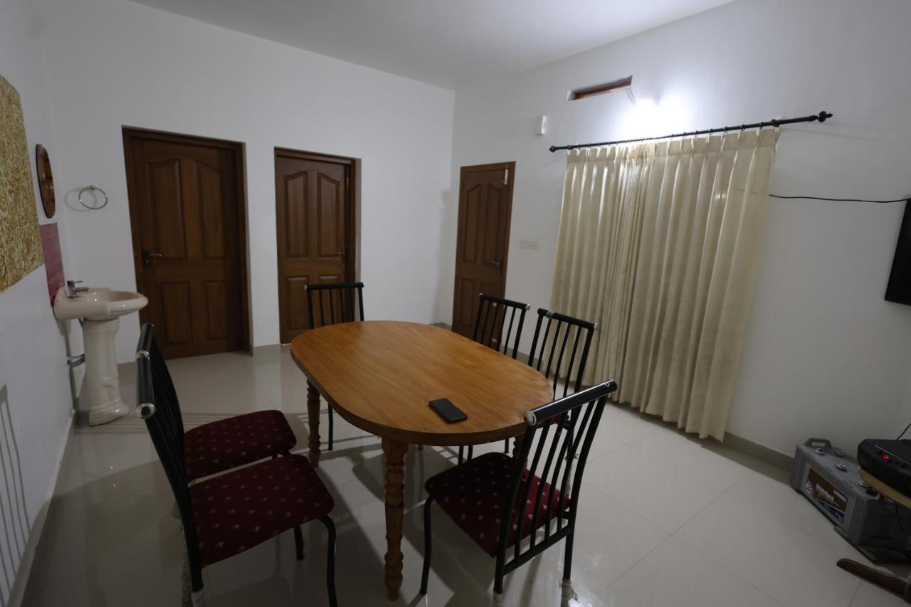 Wayanad Regal Residency Hotell Kalpetta Exteriör bild
