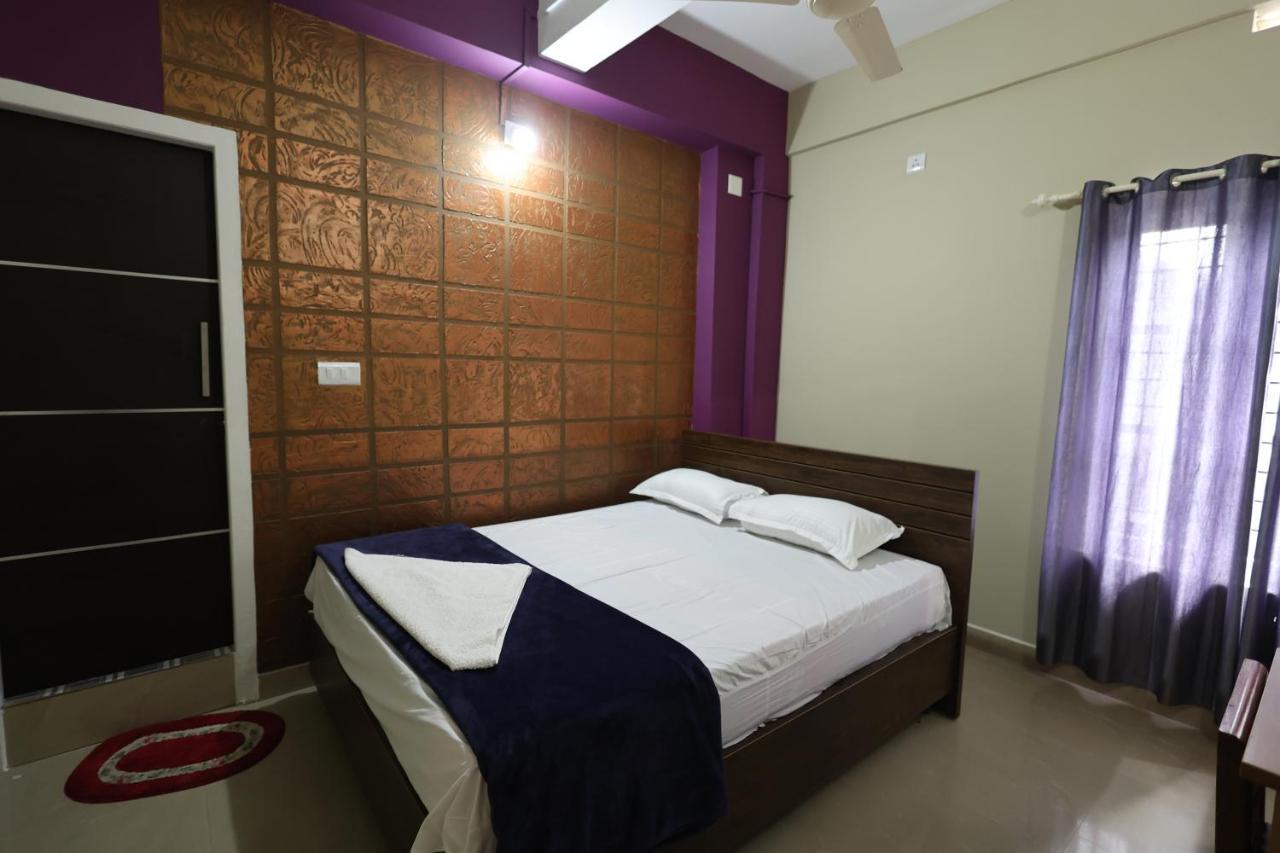 Wayanad Regal Residency Hotell Kalpetta Exteriör bild