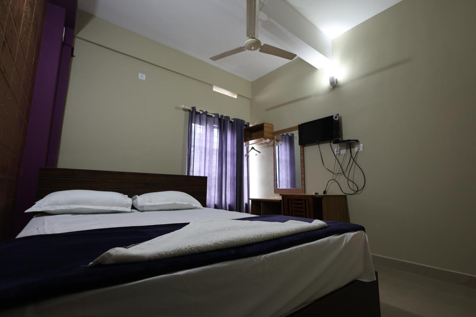 Wayanad Regal Residency Hotell Kalpetta Exteriör bild